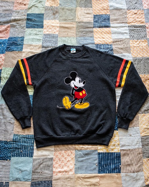 Deadstock 1980&#039;s Mickey Mouse Raglan Sweatshirt (100-105size)